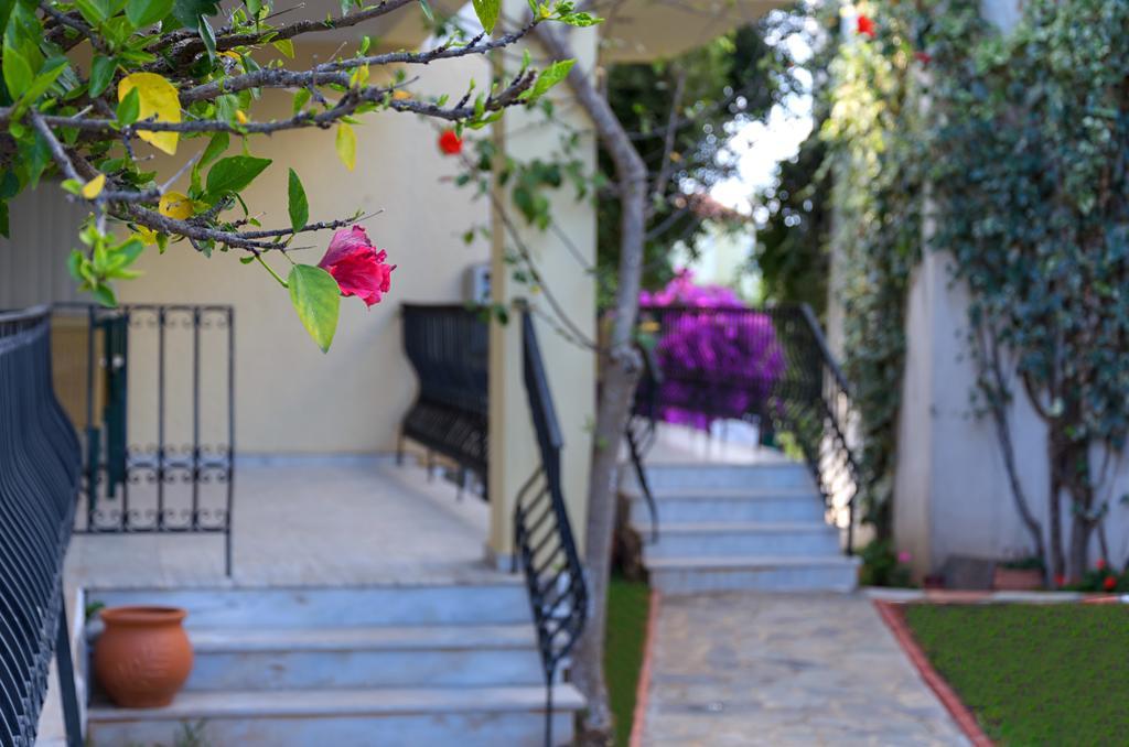Anesis Apartments Chrani Exterior foto