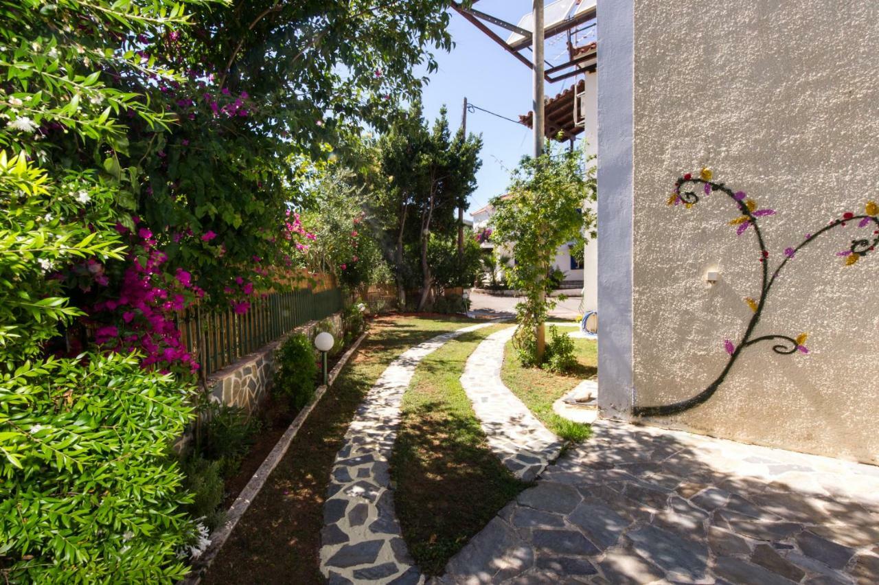 Anesis Apartments Chrani Exterior foto